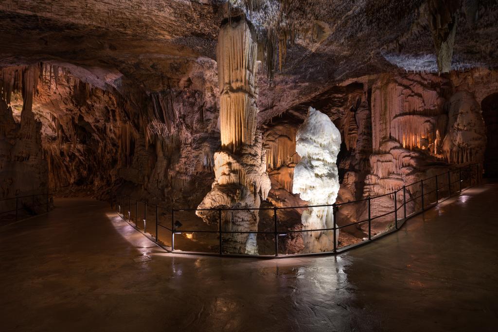 Cave Jama Hotel 4*